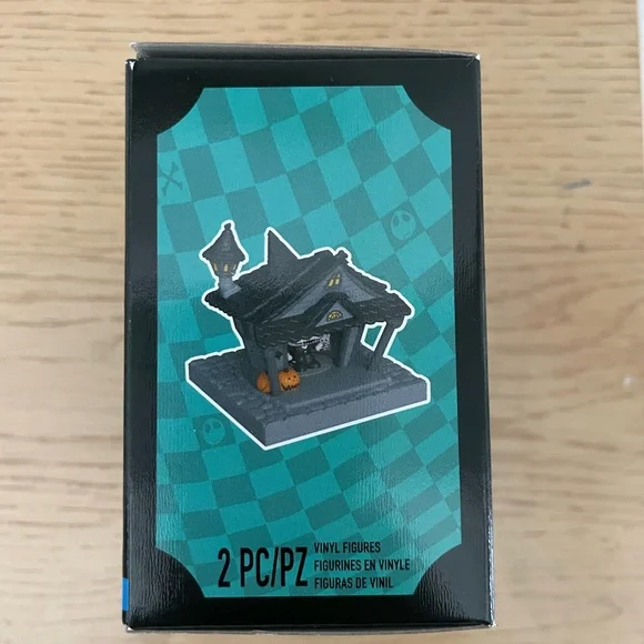 Bitty Pop! Towns - Jack Skellington and Jack’s House - Picture 4 of 11